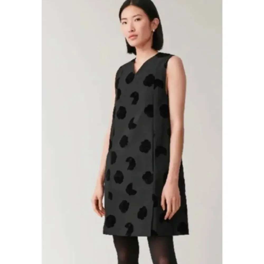 COS Shift Dress Women Size 10 Gray Black Flocked Floral V-Neck Mini Sleeveless